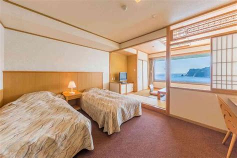5 Best Hotels for Kamogawa Sea World (February 2024).